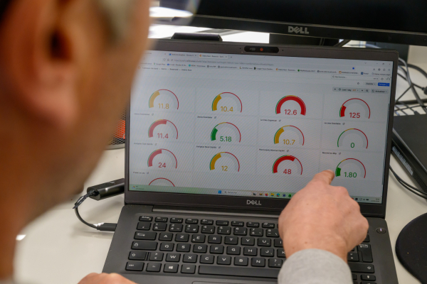 écran ordinateur logiciel professionnel Régie des Eaux 