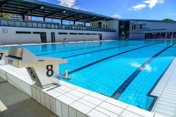 bassin olympique ext&eacute;rieur 