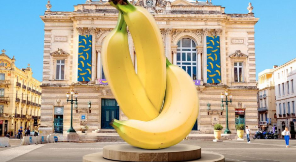 Visuel de la Comédie du Rire, représentant trois bananes sur la Comédie, en place des trois Grâces