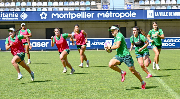 Séance d'entrainement pour l'équipe féminine d'Australie de rugby à VII au GGL stadium