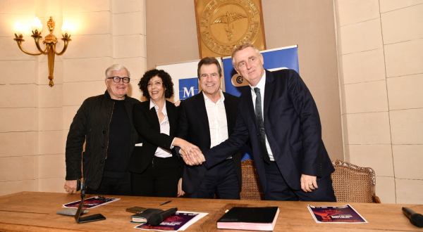 Poignée de main