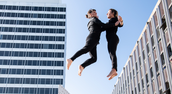 danseur dans les airs