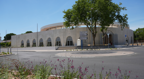 Les arènes