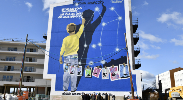 La fresque culmine à 21 mètres