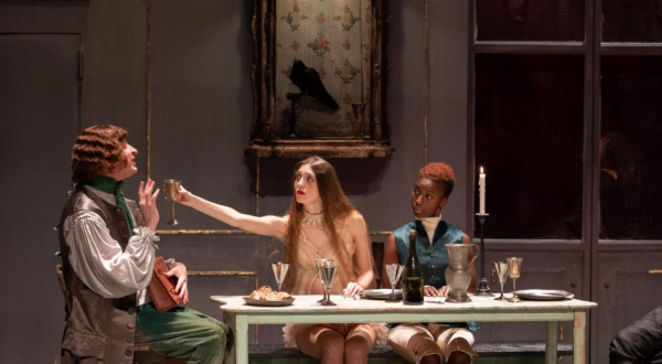 les acteurs sur scène 