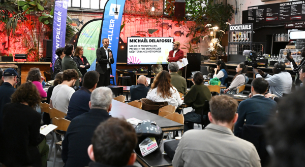 Vue du café Tropisme