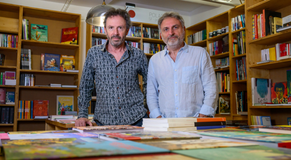 Jean-Christophe Lopez et Waldeck Moreau, respectivement fondateurs de la maison d’édition montpelliéraine Alter Comics et de la librairie indépendante l’Opuscule, dans leurs nouveaux locaux